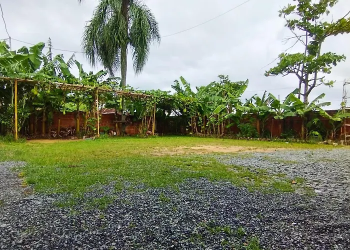 Pousada Max House entre Praias de SFS